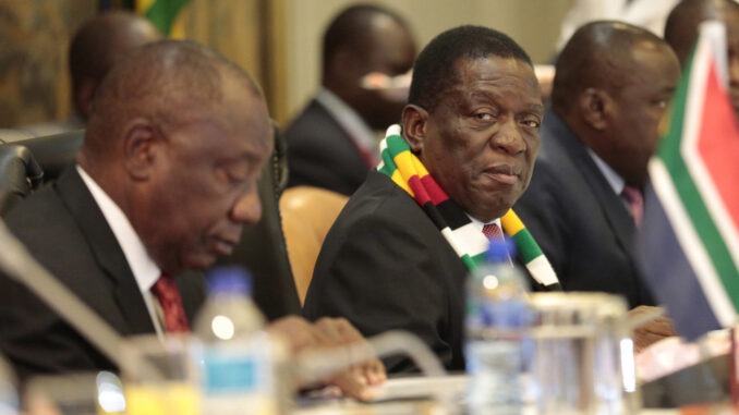 President Mnangagwa (right) flanked by South Africa President Cyril Ramaphosa (Image by: Zimbabwe Mail)