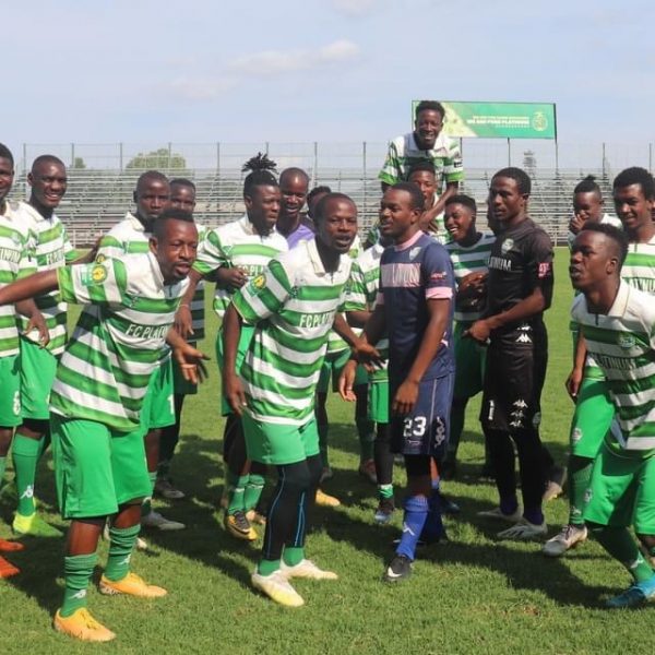 FC Platinum Hold Sagrada Esperanca