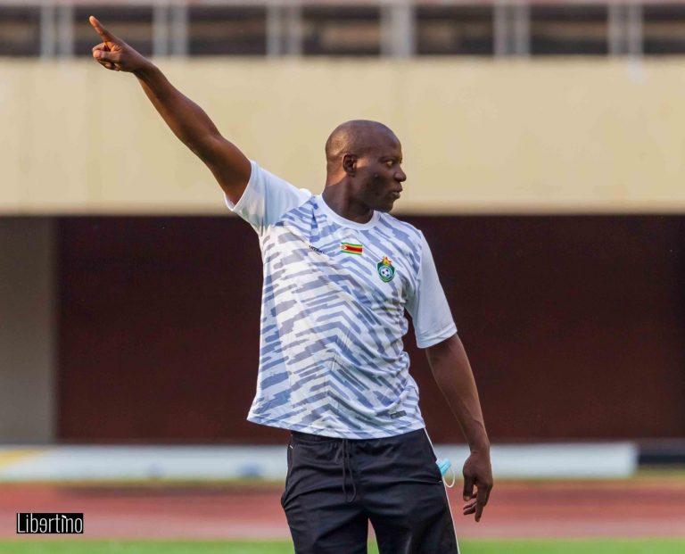 Benjani Mwaruwari barking instructions during a Zimbabwe national team training (Photo by: Libertino)
