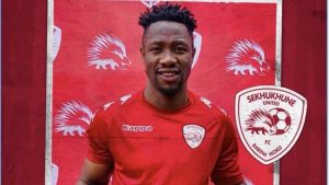 Sekhukhune United has released Zimbabwean stiker Evans Rusike alongside compatriots Tapuwa Kapini and Charlton Mashumba