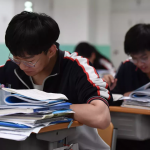 Over 5 Million Chinese Students Suffer From Spinal Deformity