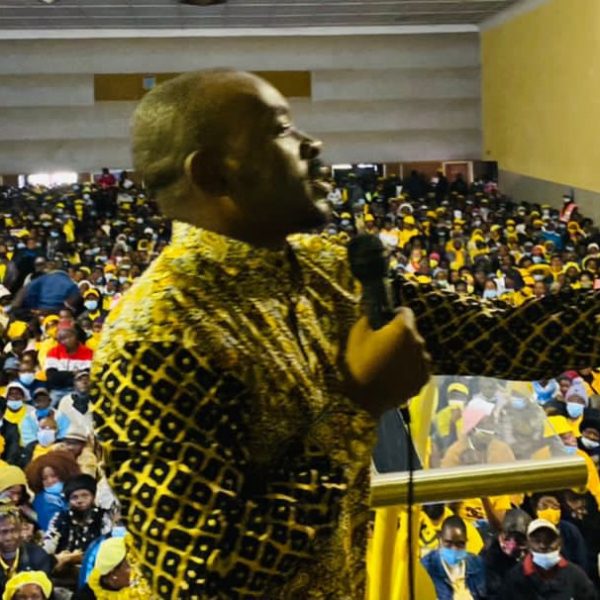 Nelson Chamisa in Bulawayo meeting attended by Thokozani Khupe
