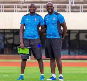 Home 8 Dynamos suspend coach Tonderai Ndiraya