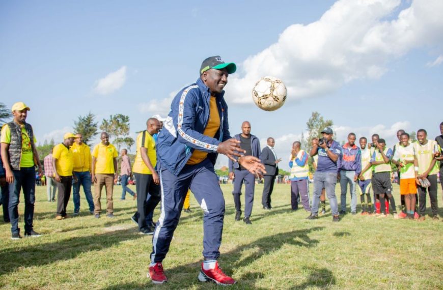 Home 131 Kenya deputy president William Ruto headlines four horse race for presidency