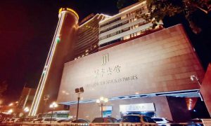 Shanghai punishes officials for causing latest coronavirus surge