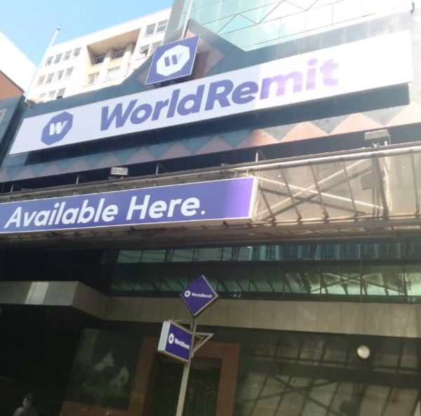 Home 23 WorldRemit suspend bank transfers to Zimbabwe