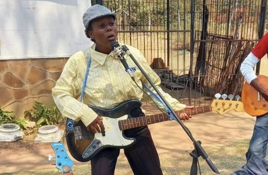 Bee Wezhira: The unemployed teacher who became a comedienne