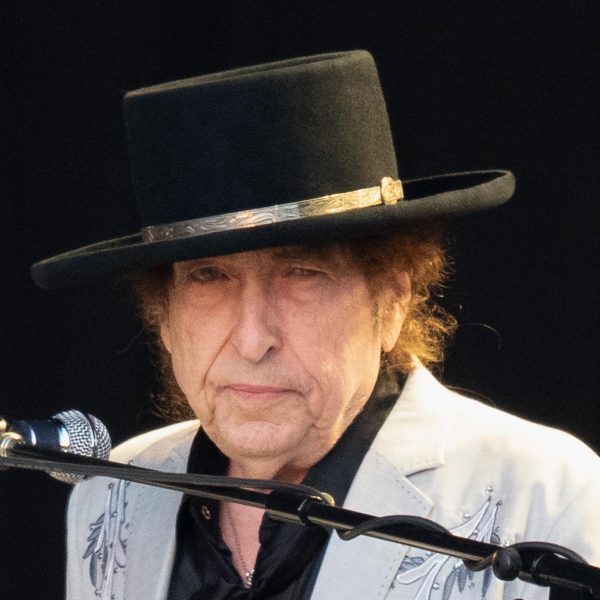 Home 169 American singer Bob Dylan sexual abuse case dropped
