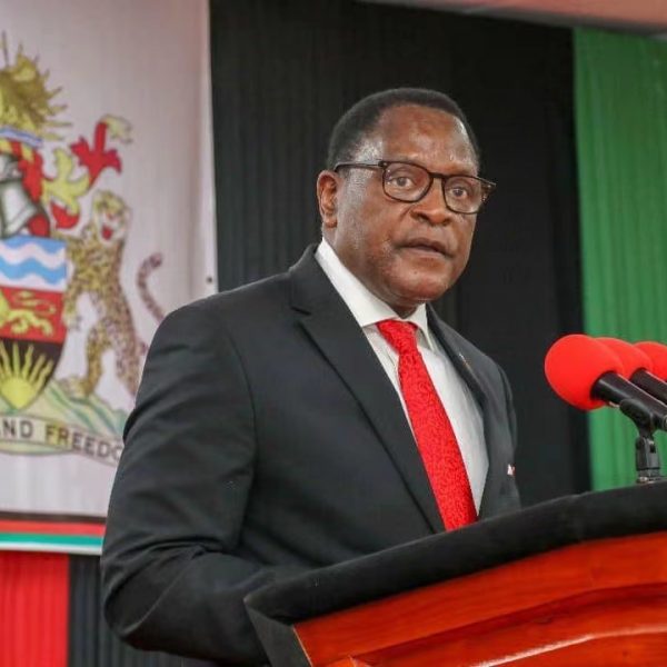 Chakwera commends Ukraine leader Zelensky for bravery