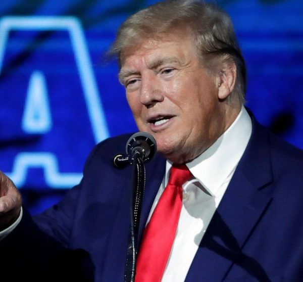 Trump launches 2024 US presidential campaign