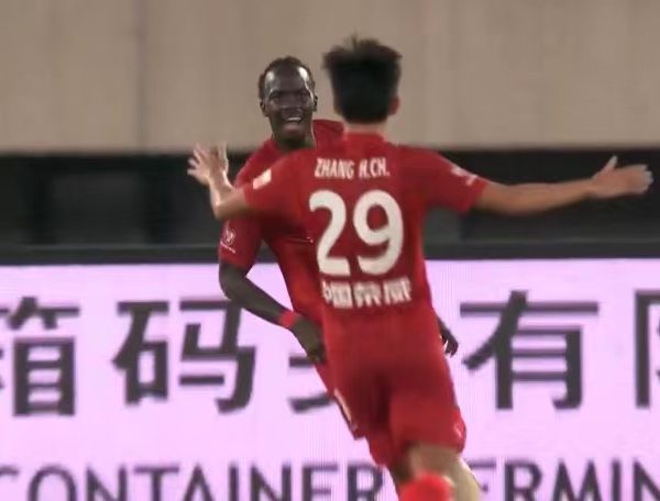Home 164 Shanghai Port beat Shenzhen FC in Chinese Super League