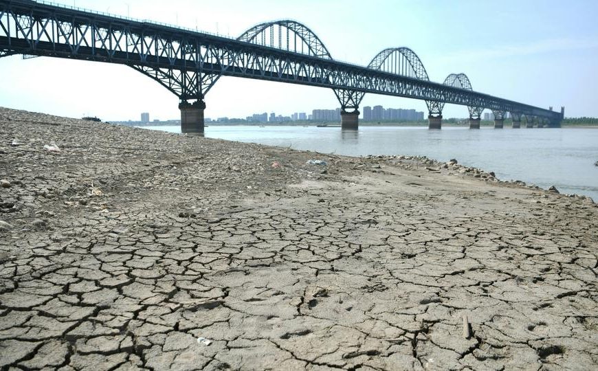Drought hits half of China in worst heatwave record