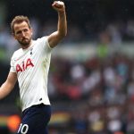 Harry Kane sets record as Tottenham see off Wolves