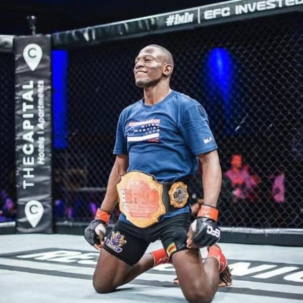 Hwende knocks down Brazilian fighter Gian Souza to win EFC World title