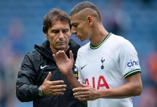 Chelsea to test Tottenham resolve in early season Premier League title battle