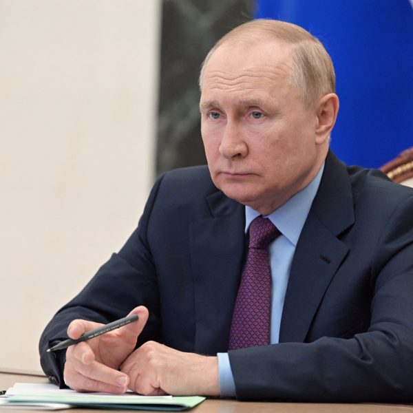 Putin talks to Mali leader Goita on food and fuel shipments deal