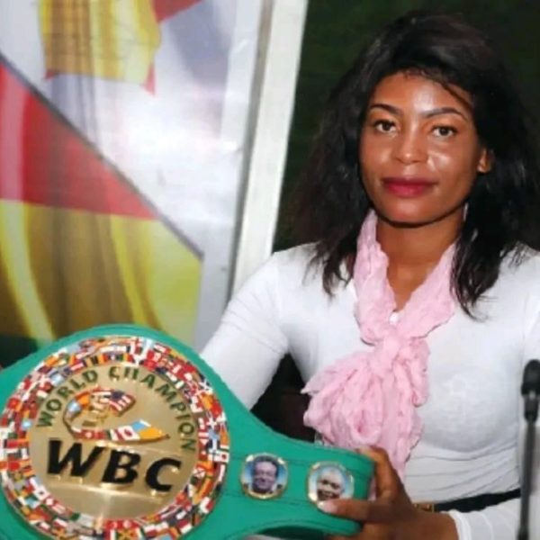 Kudakwashe “Take Money” Chiwandire retained her World Boxing Council super-bantamweight interim title after defeating Mexican challenger Zulina Munoz on Saturday, 15th October 2022 at HICC.