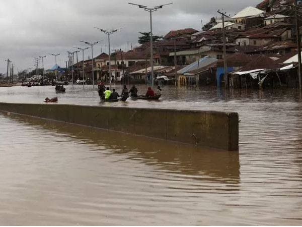 Home 10 Recent flooding in Nigeria has become an "overwhelming" disaster, and many states were not properly prepared for them despite warnings.