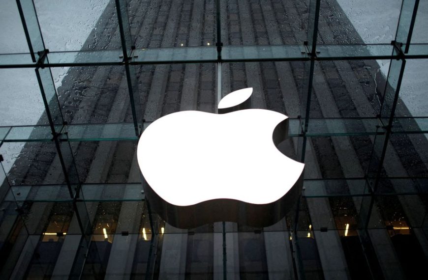 The Apple Inc. logo is seen in the lobby of New York City's flagship Apple store January 18, 2011.