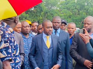 Home 8 Citizens Coalition for Change (CCC) leader Nelson Chamisa addressing the public at a local court.