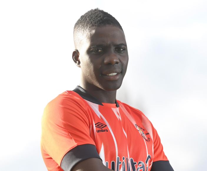 Aston Villa star Marvelous Nakamba unveiled as Luton Town FC player after joining the English Championship club on loan on Tuesday 31st January 2023 for the rest of the 2022/23 season.