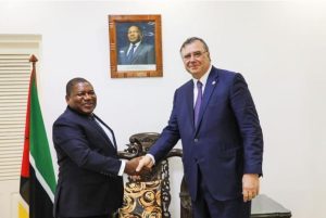 Mozambique President Filipe Nyusi (left) receiving TotalEnergies chief executive officer Patrick Pouyanne in Pemba on Friday 3rd February 2023.