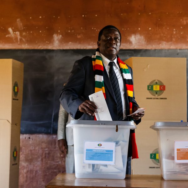 President Emmerson Mnangagwa casts his ballot Monday 30th July 2018 at Sherwood Primary School in Kwekwe.