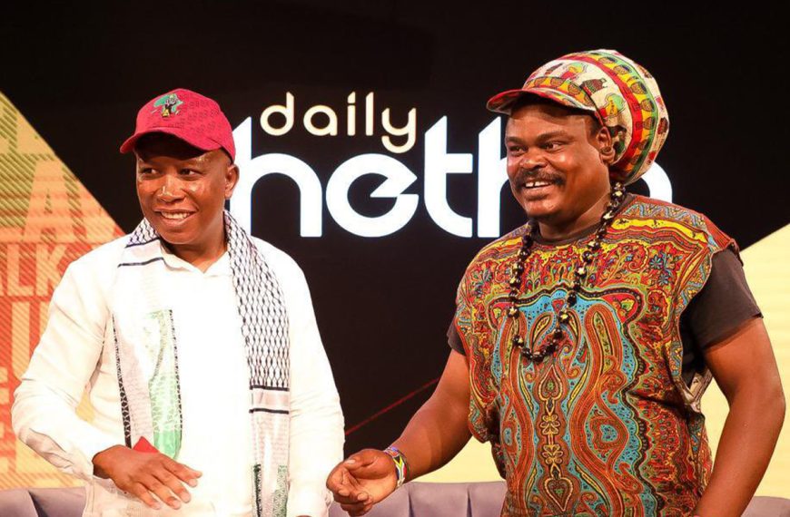Home 119 Economic Freedom Fighters leader Julius Malema receiving portraits from artists including Rasta on Wednesday 25th October 2023, after his interview on SABC 1 Daily Thetha.