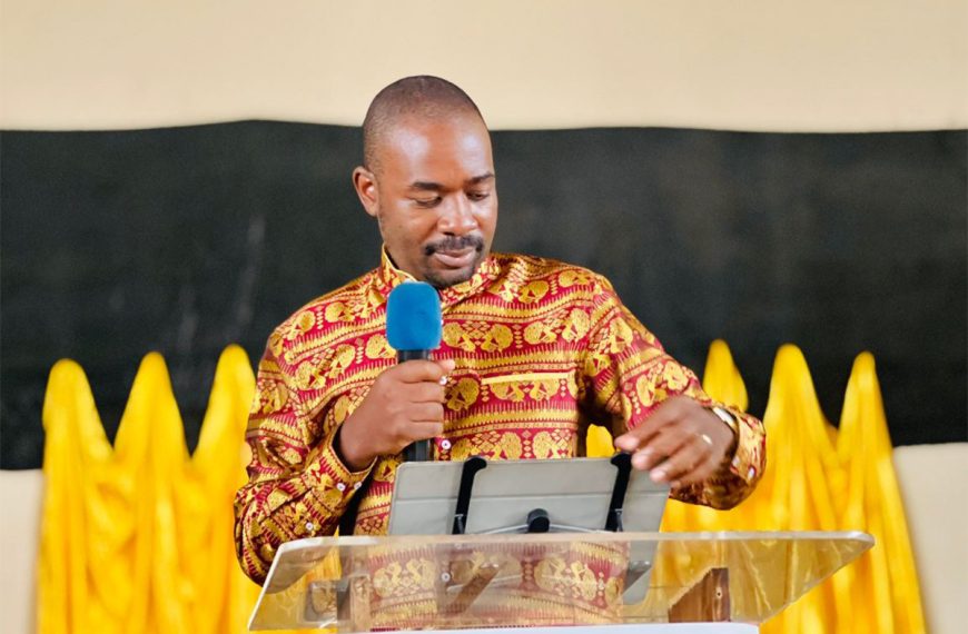 CCC leader Nelson Chamisa addressing party members during a meeting recently.