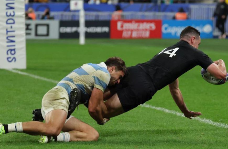 New Zealand's right-wing Will Jordan dives across the line to score a try at Stade de France in Saint-Denis, on the outskirts of Paris, on October 20, 2023. © Thomas Samson, AFP