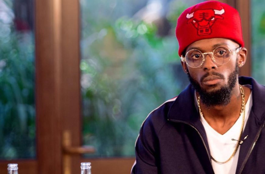 Afro Pop musician Takura, real name, Takura Tendayi speaking during an interview on the program Coke On The Beat.