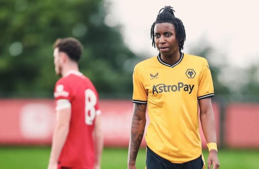 19 year old talented Zimbabwe midfielder Tawanda Chirewa starring for Wolverhampton Wanderers in the English Premier League 2 against Liverpool