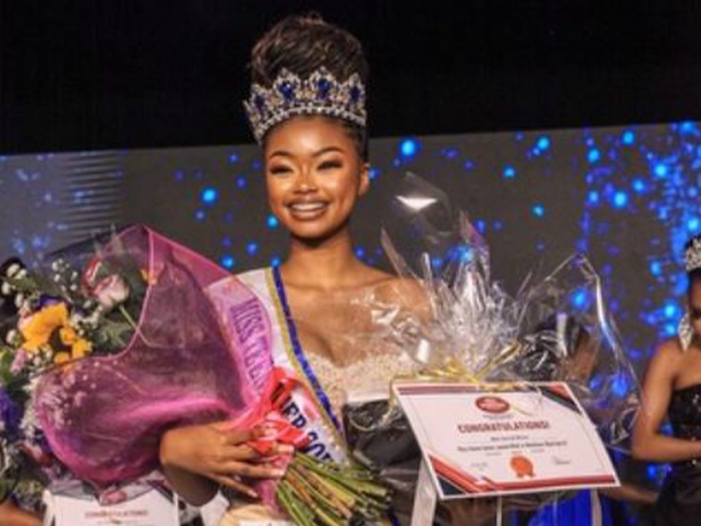 Khayelitsha teen Iminathi Dondolo, 17, recently clinched the Miss Teenager SA 2023/24