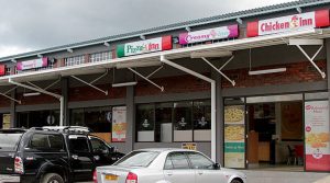 Home 6 Innscor Africa's subsidiary company Simbisa Brands runs Chicken Inn, Pizza Inn, Baker’s Inn, Fish Inn, Nandos, Steers and Creamy Inn. The company employs about 3 000 workers countrywide in Zimbabwe.