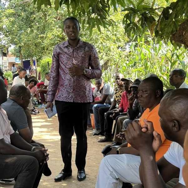 Home 136 Norton residents give Tsvangirayi the signal after Chamisa quits CCC