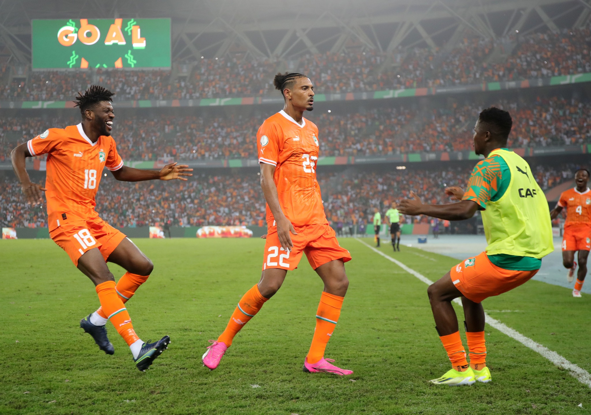 Sebastien Haller of Ivory Coast celebrates a goal with teammates during the 2023 Africa Cup of Nations Finals match between Ivory Coast and DR Congo in Ivory Coast on 7 February 2024 ©Samuel Shivambu/ BackpagePix