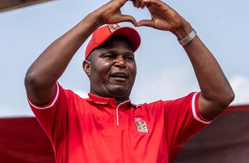 Mozambique new leader of FRELIMO party Daniel Chapo shows some love to party supporters at a rally recently.