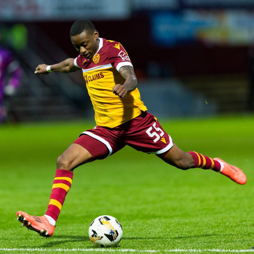 Tawanda Maswanhise in action for Motherwell FC in the Scottish Premiership match against Dundee United on Saturday 14th December 2024.